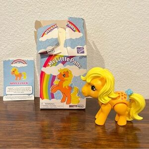 MLP Hot Topic Exclusive Action Vinyls The Loyal Subjects Los Angeles Applejack